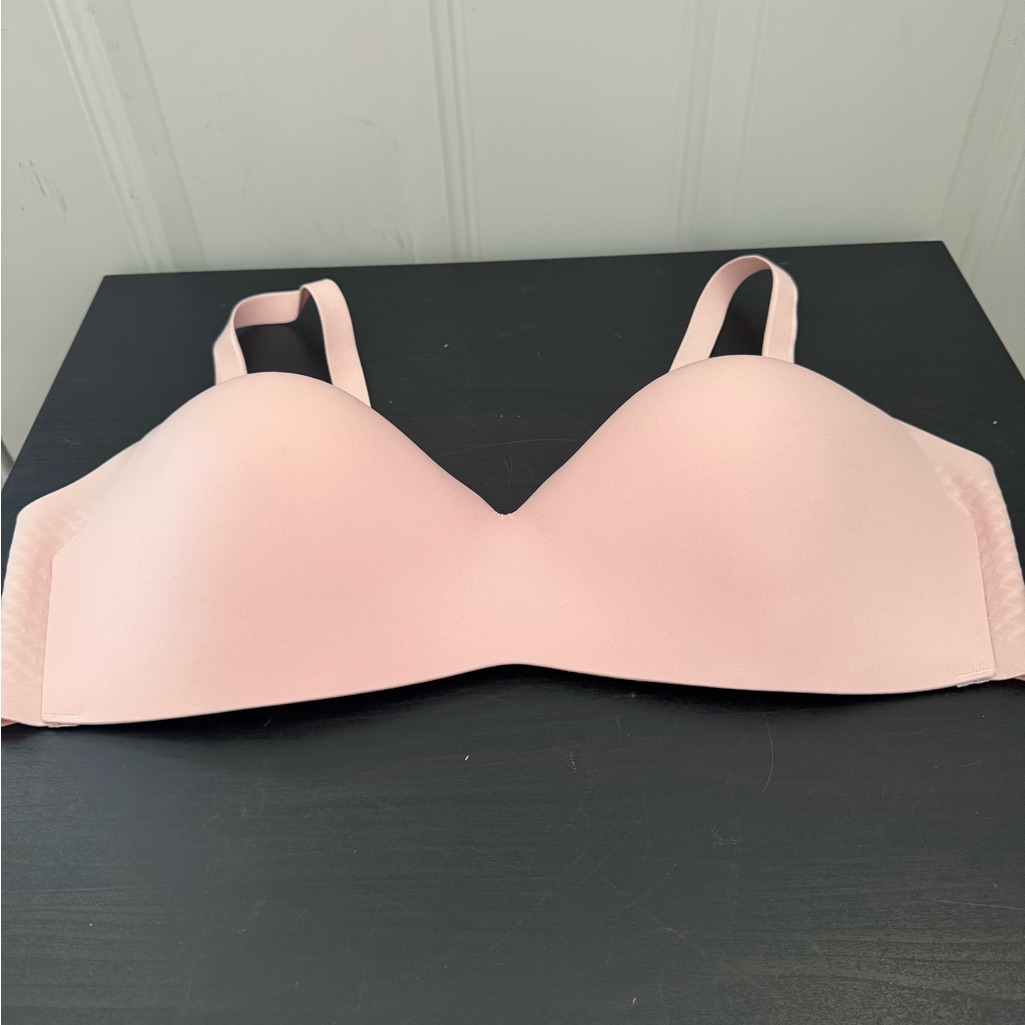 Knix Light Pink Wireless Bra 46d